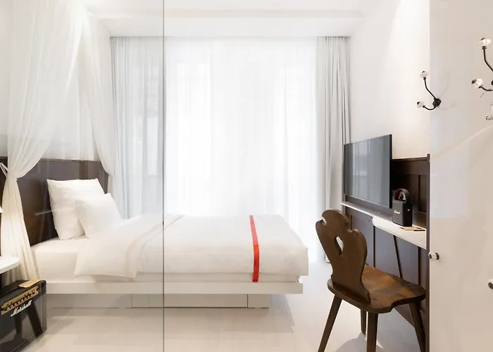 Ruby Rosi Hotel Munich