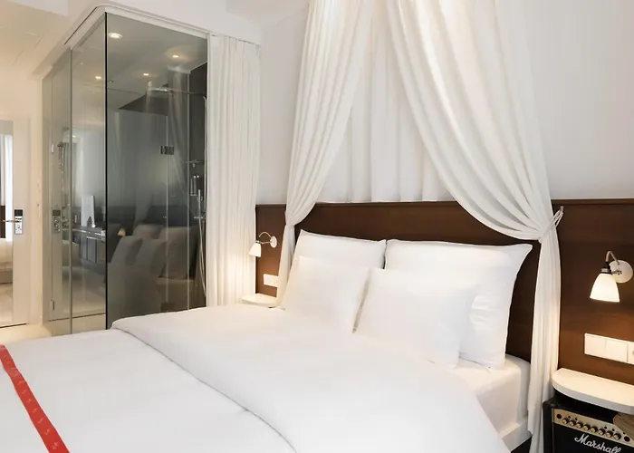 Ruby Rosi Hotel Munich